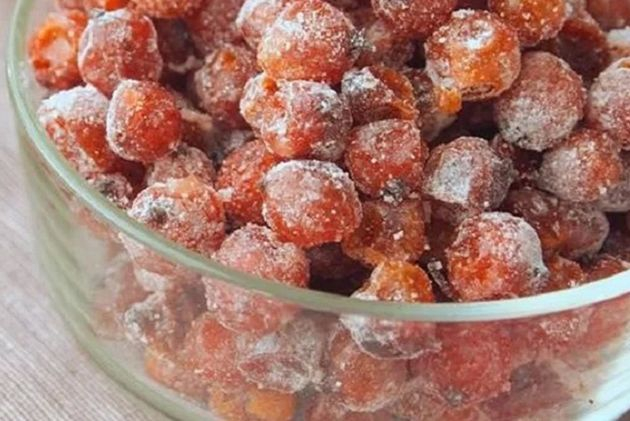 цукаты из ягод рябины( рецепт)